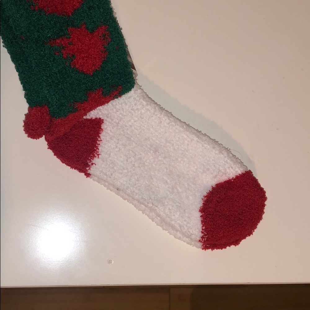 Fuzzy socks - Picture 2 of 5